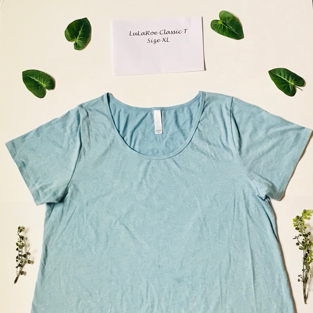 💙Baby Blue LuLaRoe Classic T💙